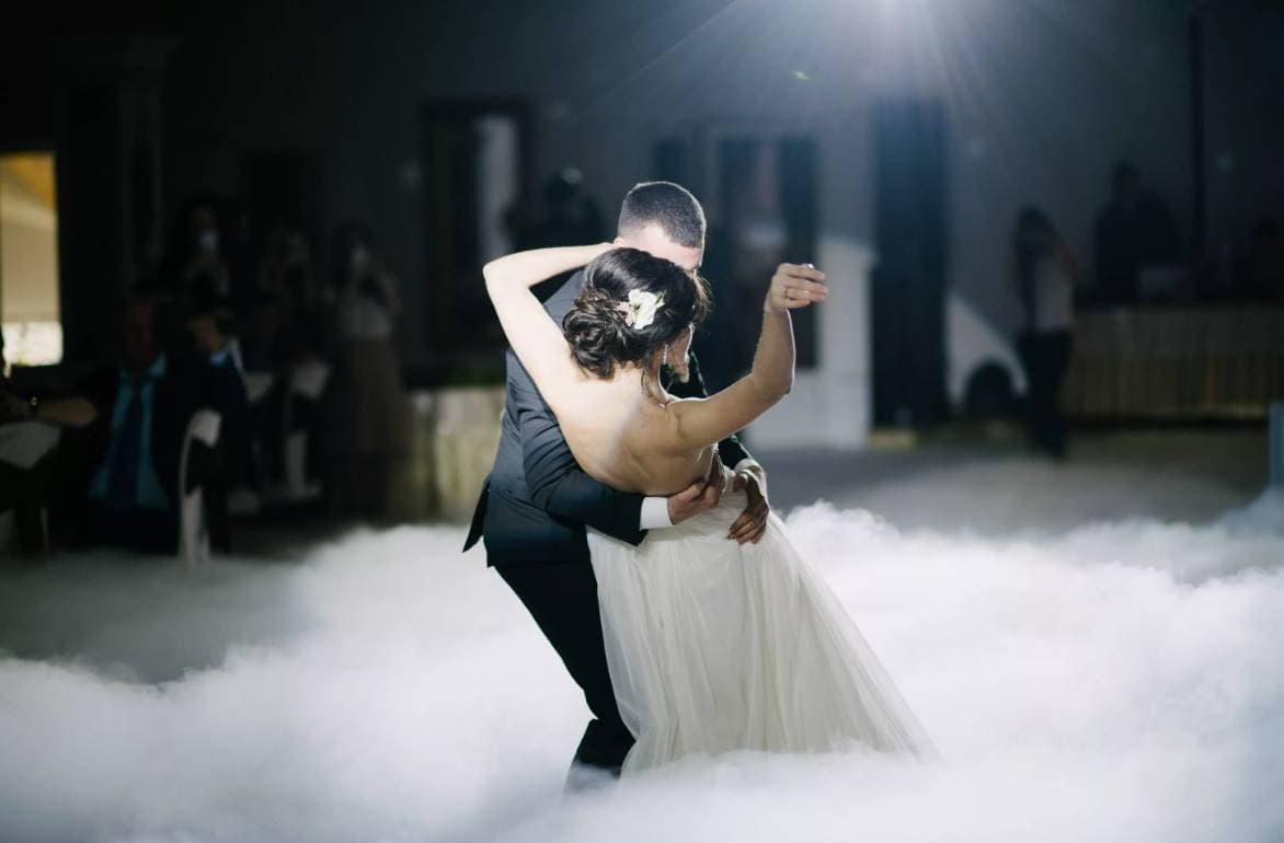 Тяжёлый дым на свадьбе